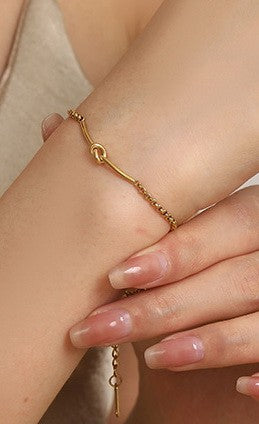 Knotty Bracelet