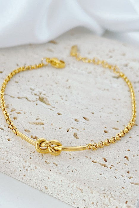 Knotty Bracelet