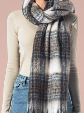 Shane Plaid Scarf