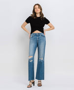 Exuberant Distressed Stretch Denim