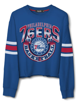 76rs Banner Cropped Fleece Top